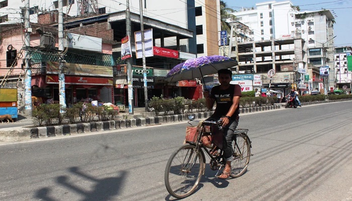 ২২ জেলায় বইছে তাপপ্রবাহ