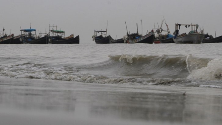 বঙ্গোপসাগরে সৃষ্টি হতে পারে লঘুচাপ, ঘূর্ণিঝড়ের শঙ্কা