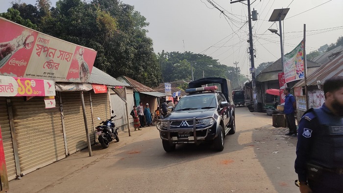 ফরিদপুরে নৌকা-স্বতন্ত্র প্রার্থীর সমর্থকদের সংঘর্ষ, পুলিশসহ আহত ২০