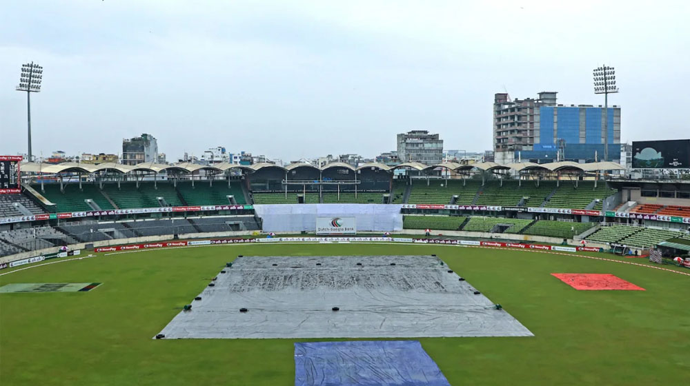 বৃষ্টিতে পরিত্যক্ত দ্বিতীয় দিনের খেলা