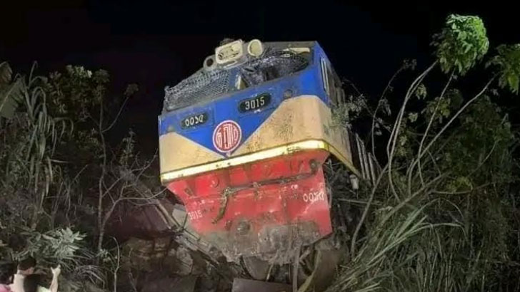 কুমিল্লায় ট্রেন দুর্ঘটনায় ৪ সদস্যের তদন্ত কমিটি