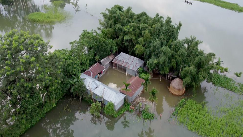 বিপৎসীমার ওপরে দুধকুমার-ধরলার পানি, চরাঞ্চল প্লাবিত