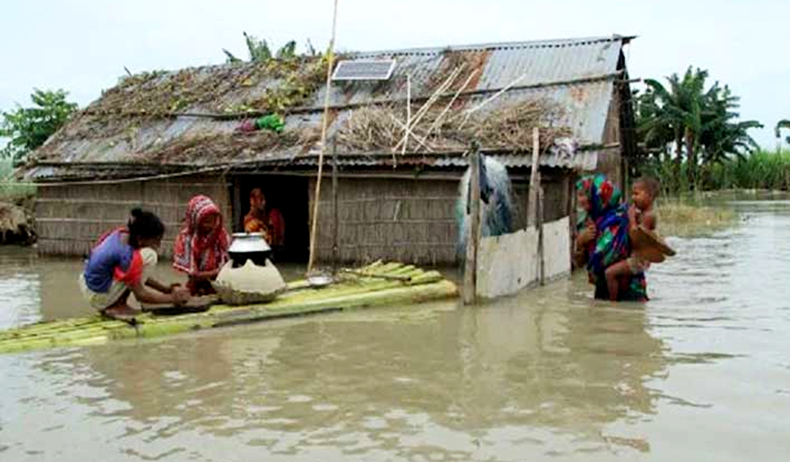 চলতি মাসেই উত্তরবঙ্গে বন্যার আভাস