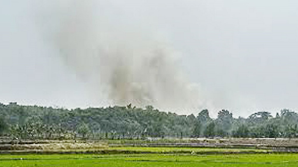 বিস্ফোরণে কাঁপছে টেকনাফ সীমান্ত, আতঙ্কে বাসিন্দাদের ঘুমহীন রাত