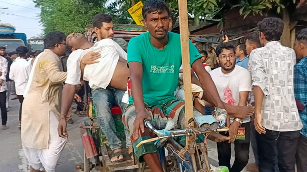 রথযাত্রায় বিদ্যুৎস্পৃষ্টে পাঁচজনের মৃত্যু