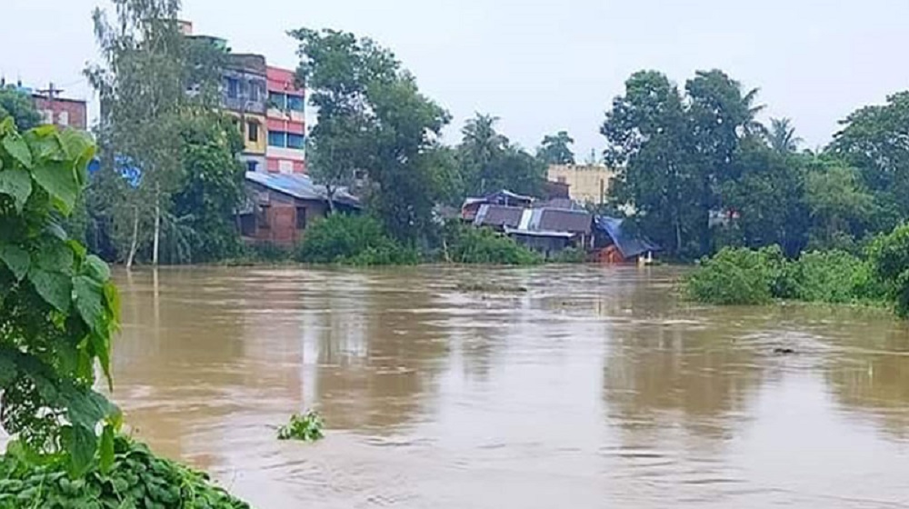 ফের ৫ নদীর পানি বিপৎসীমার ওপরে, ধেয়ে আসছে বন্যা