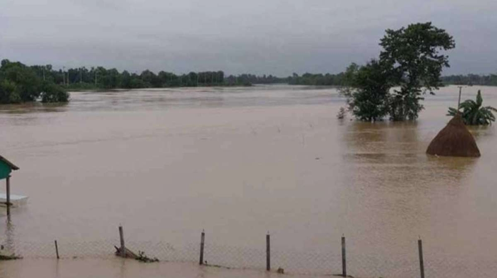 বিপৎসীমার নিচে নামল গোমতীর পানি