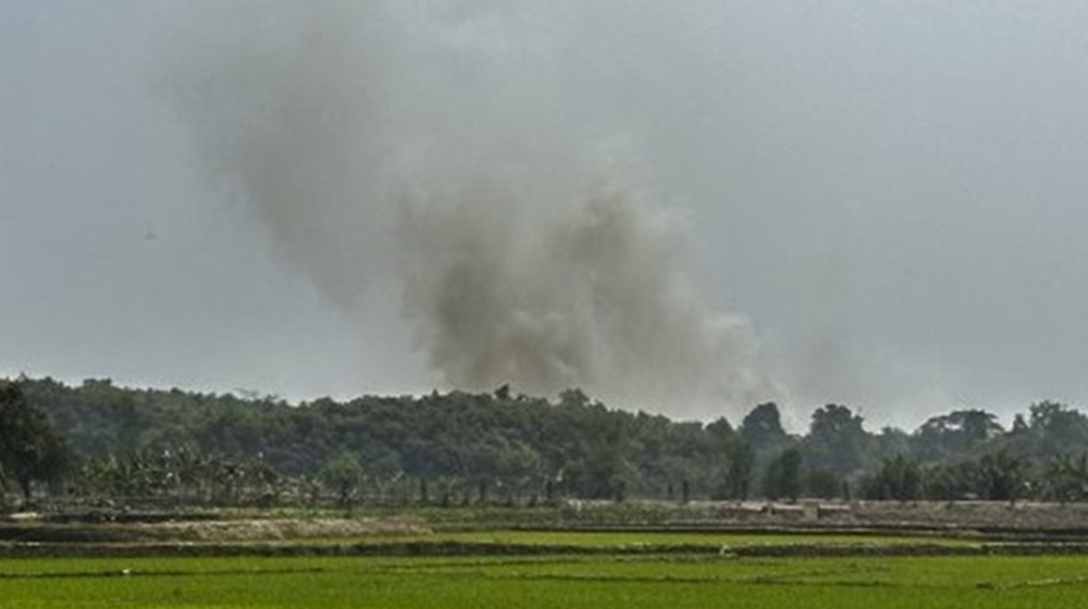 ফের রাখাইনে বিকট বিস্ফোরণে কাঁপছে টেকনাফ