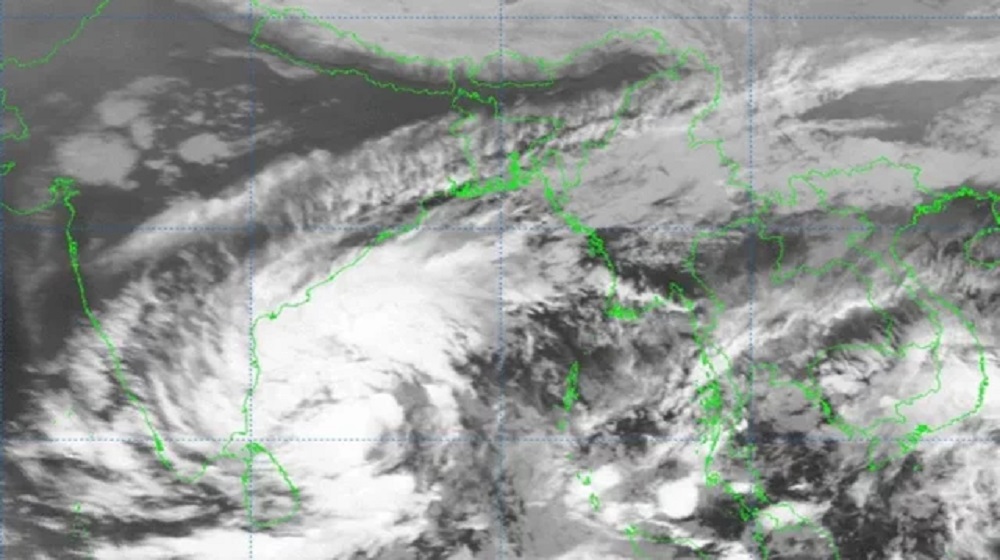 ঘূর্ণিঝড় রেমাল : মোংলা-পায়রা বন্দরে ১০ নম্বর মহাবিপদ সংকেত