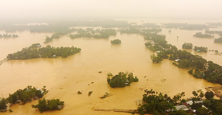 শেরপুরে বাঁধ ভেঙে শতাধিক গ্রাম প্লাবিত