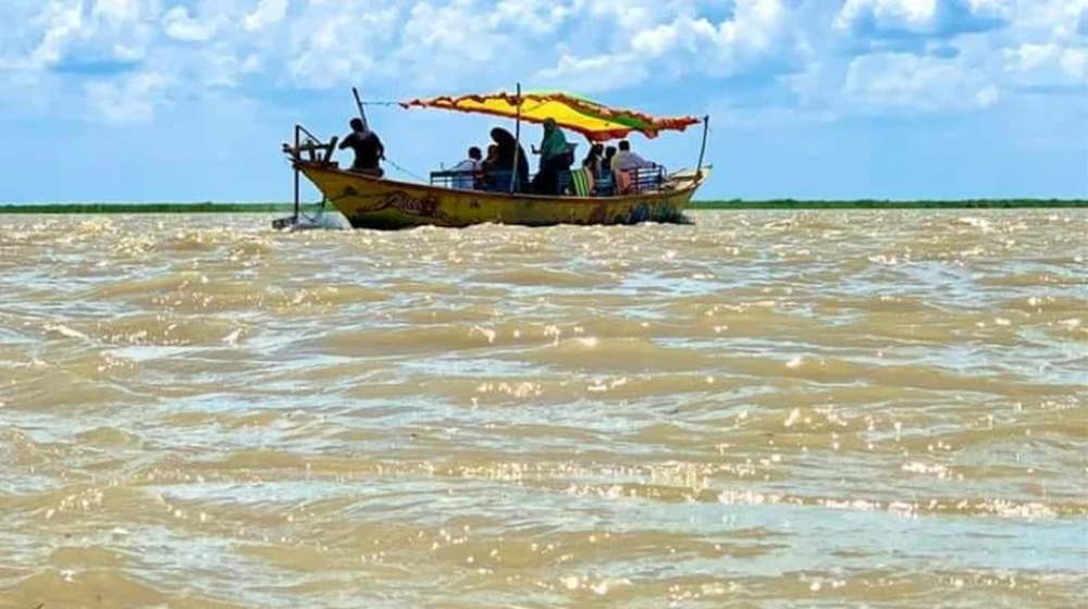 পদ্মায় নৌকাডুবি : নিখোঁজ ৪ জনের মরদেহ উদ্ধার