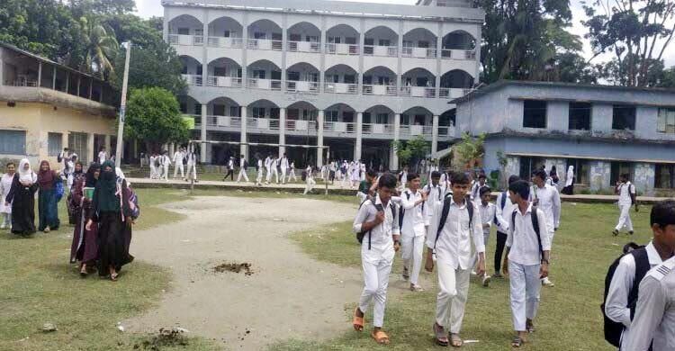 আগামী বছর থেকে ‘শনিবারও স্কুল খোলা’ রাখার তথ্য ভুয়া