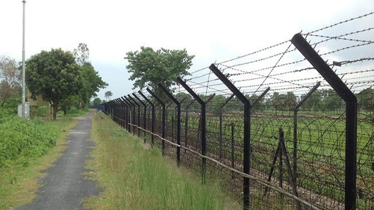 নওগাঁয় বিএসএফের গুলিতে যুবক নিহত