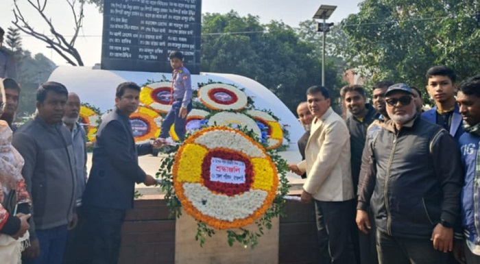 বুদ্ধিজীবী দিবসে রাজশাহী  জেলা পরিষদের শ্রদ্ধা জ্ঞাপন