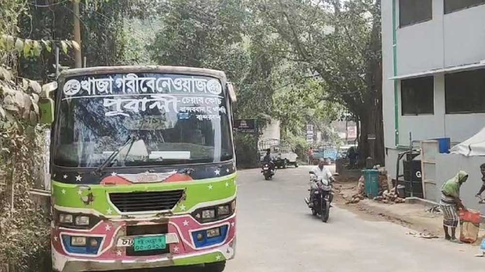 কেএনএফ’র হুমকি : থানচি, রুমা ও রোয়াংছড়িতে যান চলাচল বন্ধ