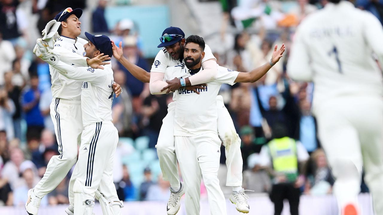ভাঙা কাঁধে দায়িত্ব নিয়েও পারলেন না ওকস, অবিশ্বাস্য জয় ভারতের