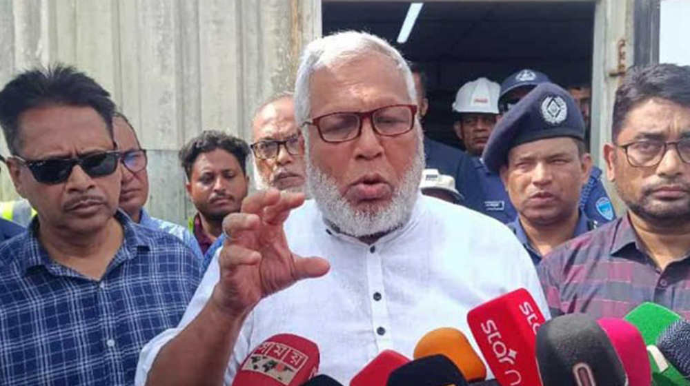 ঢাকার ১২ কর্মকর্তাকে ব্রাহ্মণবাড়িয়ায় দায়িত্ব পালনের নির্দেশ সড়ক উপদেষ্টার
