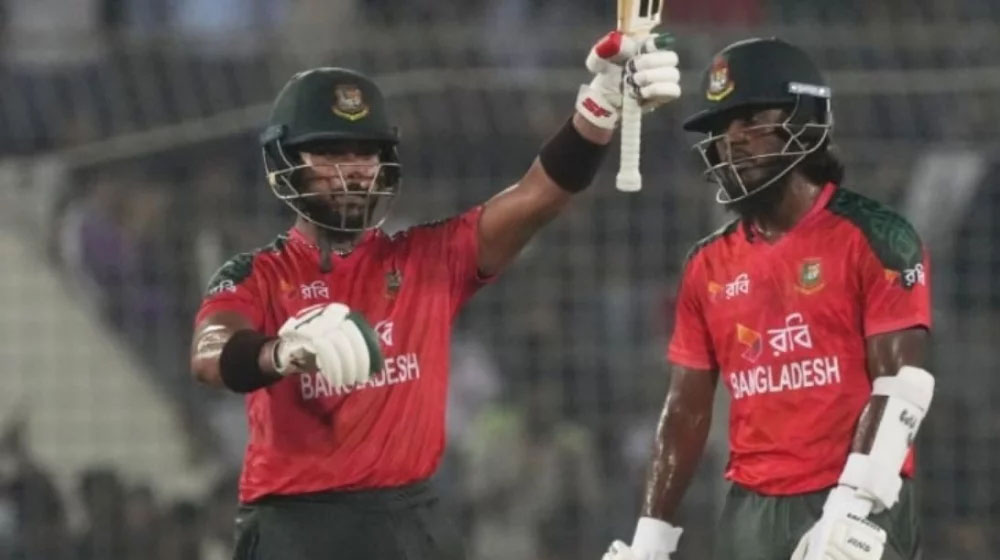 পাকিস্তানকে হারিয়ে ৯ বছরের টি-টোয়েন্টি খরা কাটাল বাংলাদেশ