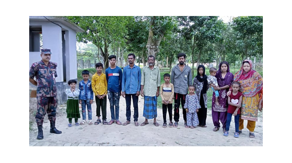 ৩৭ বাংলাদেশিকে ফেরত পাঠাল ভারত