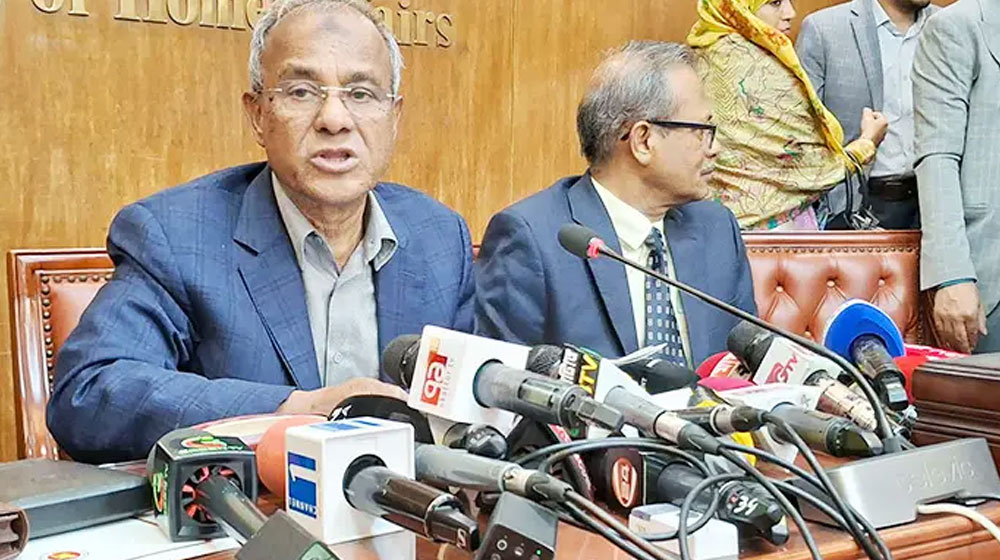 হাদির হত্যাকারী কোথায় আছে জানলে তো ধরেই ফেলতাম: স্বরাষ্ট্র উপদেষ্টা