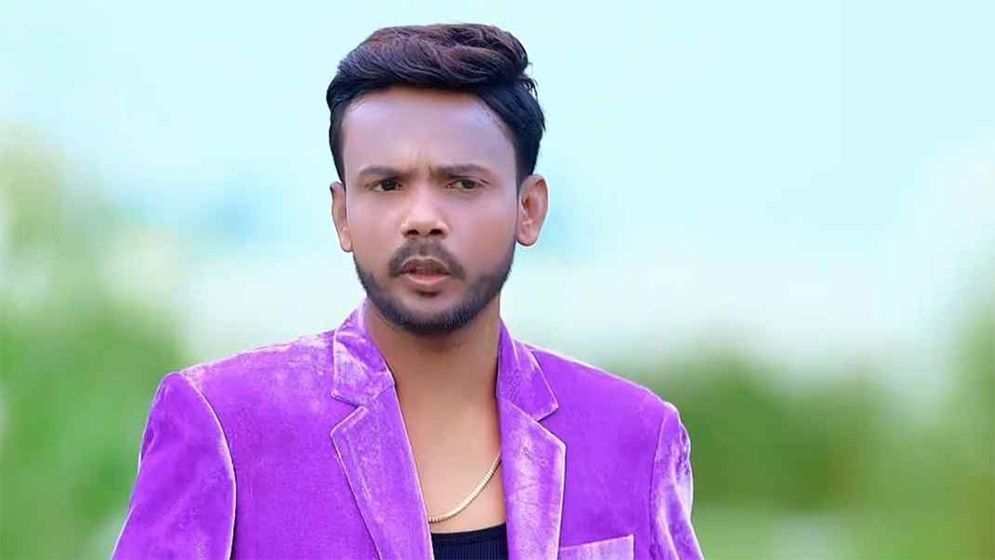 তালাক-নোটিশ পেয়ে জানাজার দিনক্ষণ জানালেন হিরো আলম
