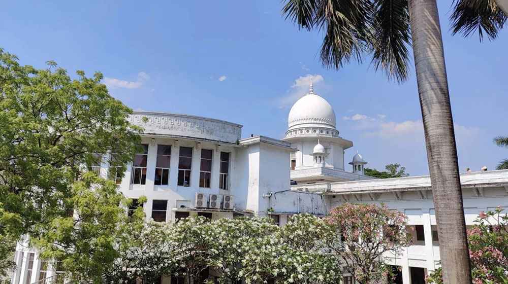 কুমিল্লায় ধর্ষণের শিকার নারীকে চিকিৎসা ও নিরাপত্তা দিতে হাইকোর্টের নির্দেশ