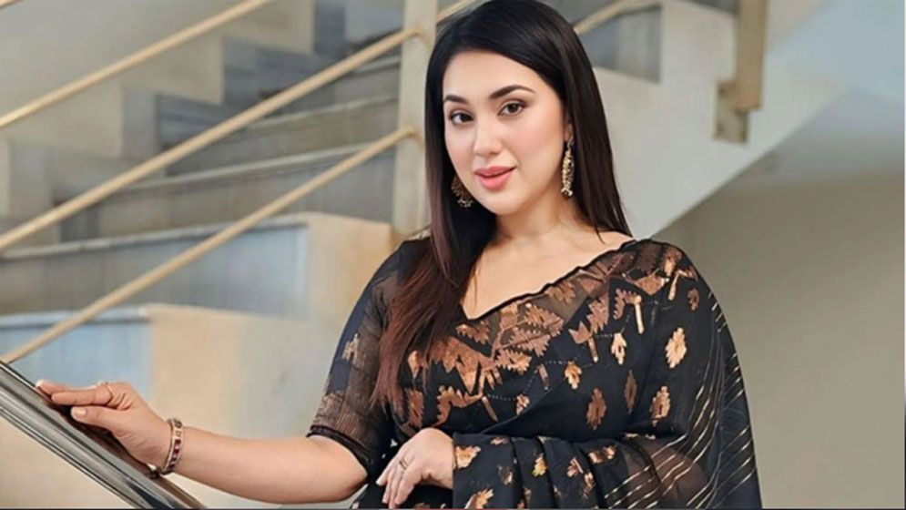 অনুভূতি জানাতে অপু বিশ্বাসের ‘আবেগঘন বার্তা’