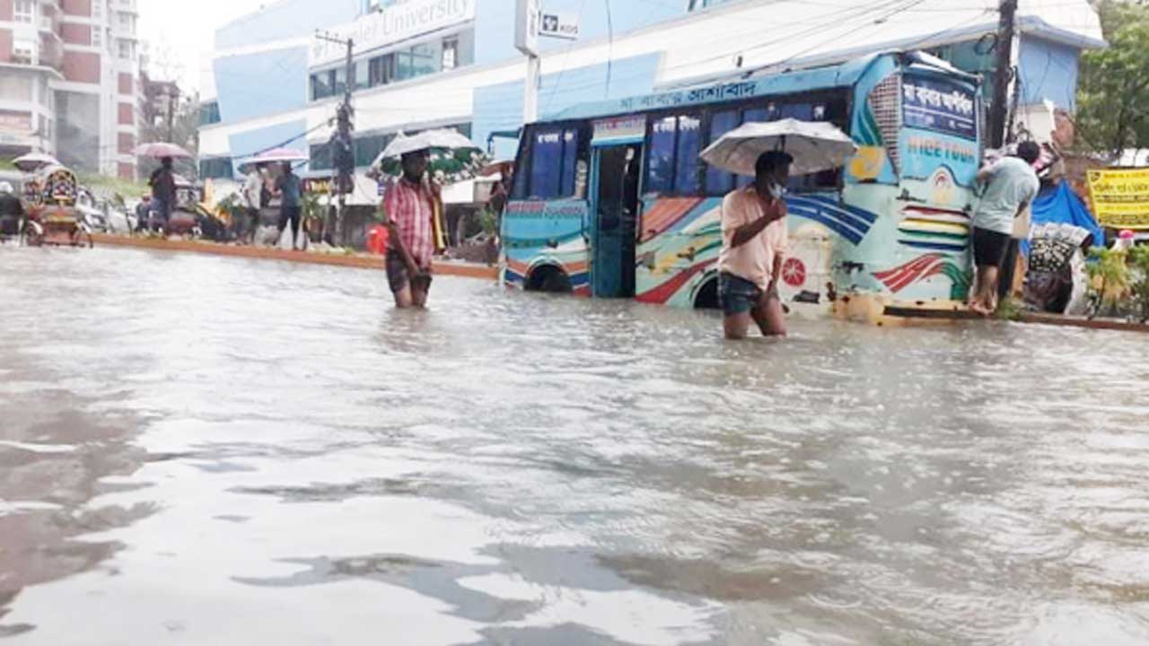 ৩ বিভাগে অতিভারী বৃষ্টির আভাস
