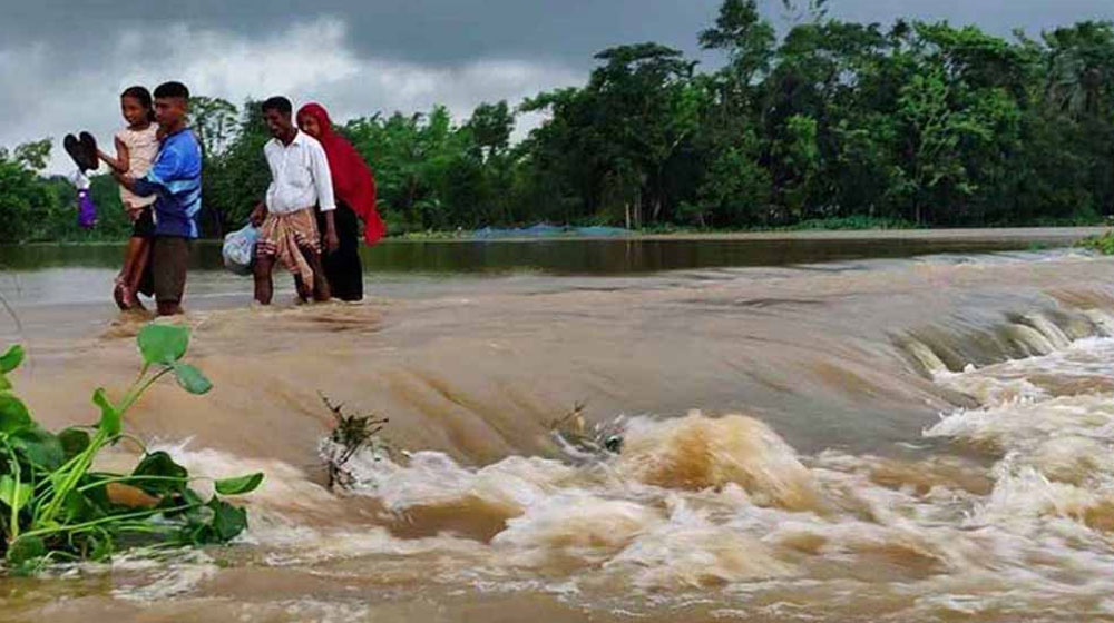 ভারি বৃষ্টিপাতে প্লাবিত হতে পারে ৯ জেলার নিম্নাঞ্চল