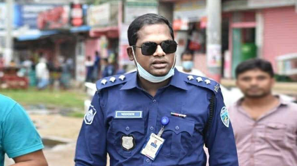 নরসিংদীতে অতিরিক্ত সহকারী পুলিশ সুপারের উপর হামলা