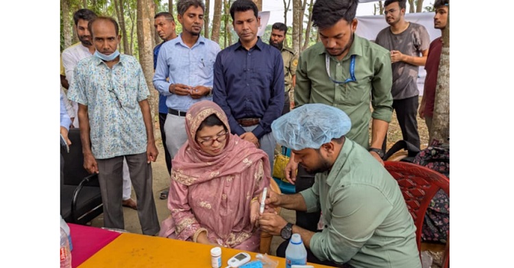 এইচটিআই কর্তৃক বিনামূল্যে চক্ষু পরীক্ষা, ঔষধ এবং পরামর্শ প্রদান
