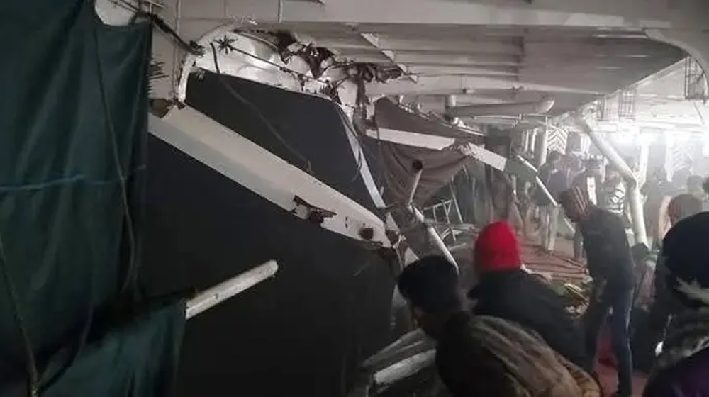 মেঘনায় যাত্রীবাহী দুই লঞ্চের সংঘর্ষ, নিহত ৪