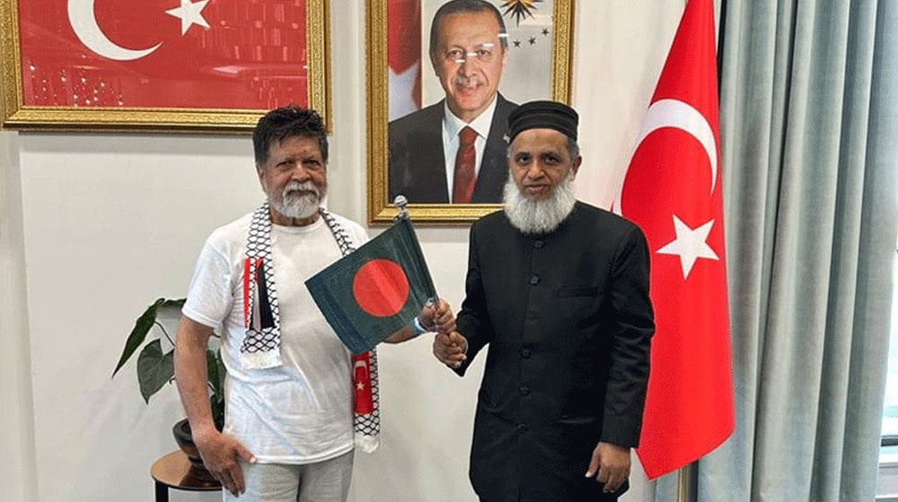 ইসরাইলের হাত থেকে মুক্তি পেলেন শহিদুল আলম