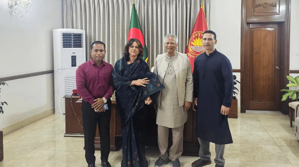 ড. ইউনূসের সঙ্গে সোহেল তাজ ও শারমিন আহমদের সাক্ষাৎ