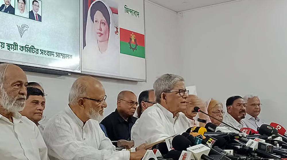 খালেদা জিয়া লড়বেন তিন আসনে, তারেক রহমান একটিতে