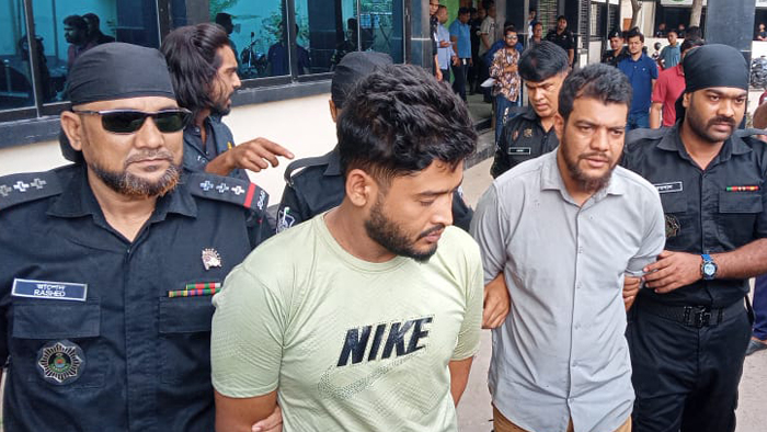 ফরিদপুরে পিস্তল ঠেকিয়ে ছিনতাই ঘটনায় ভাইরাল ডন শরীফ গ্রেফতার