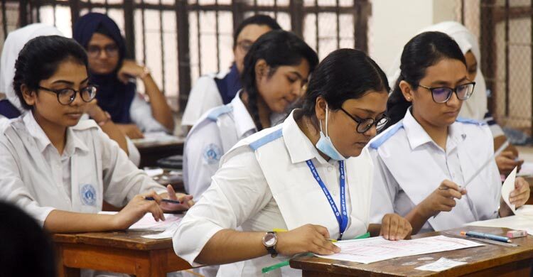এইচএসসির ফল প্রকাশের তারিখ নিয়ে ফেসবুকে ‘গুজব’