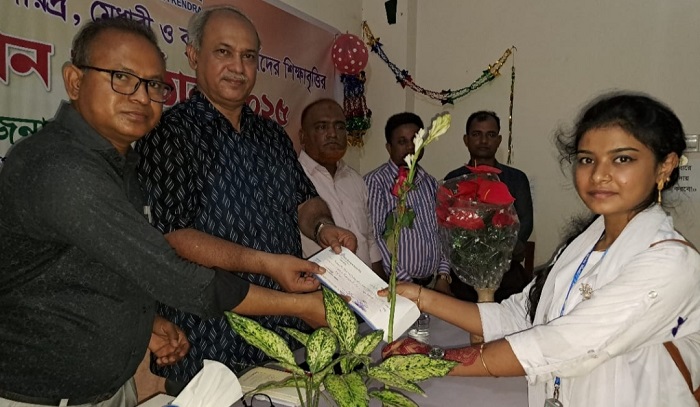 করিমগঞ্জে ২৮ শিক্ষার্থী পেল ডিএসকে'র ৫ লাখ টাকার শিক্ষাবৃত্তি