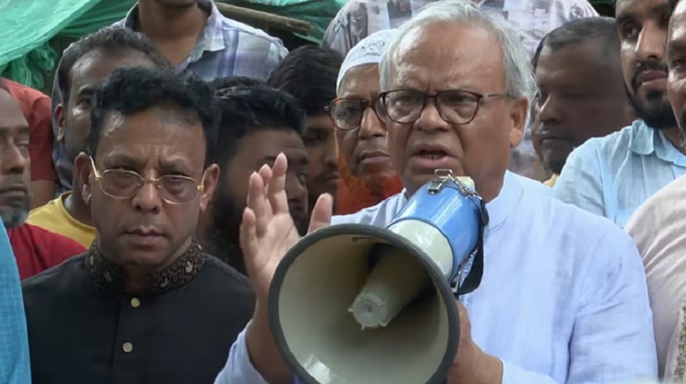 বিএনপি ক্ষমতায় গেলে সব শহীদ ও আহতদের পুরো দায়িত্ব রাষ্ট্র নেবে: রিজভী