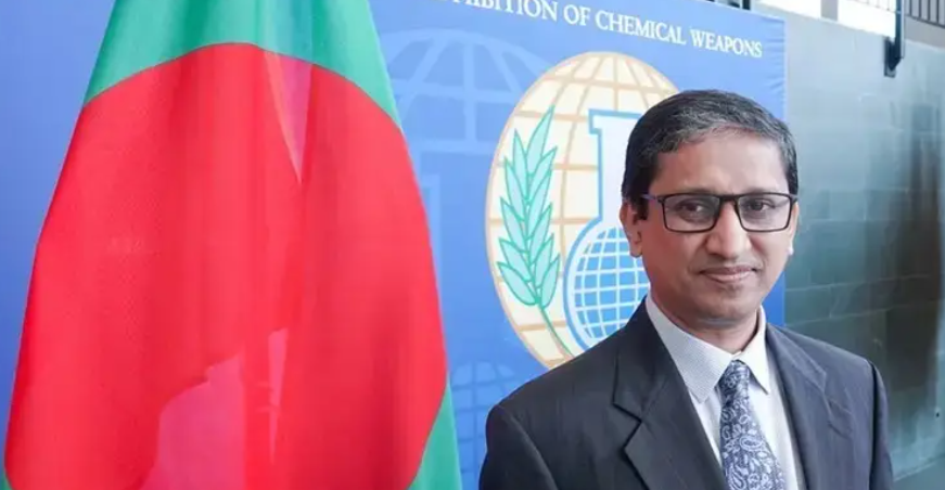 দিল্লিতে নিযুক্ত হাইকমিশনার রিয়াজ হামিদুল্লাহকে ঢাকায় জরুরি তলব