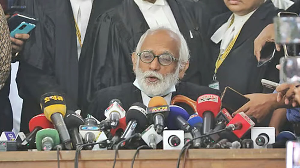 গুমের মামলায় শেখ হাসিনার পক্ষে রাষ্ট্রনিযুক্ত আইনজীবী জেড আই খান পান্না