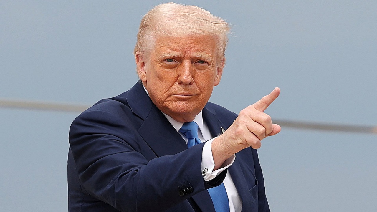 সিরিয়াসহ সাত দেশের ওপর পূর্ণ ভ্রমণ নিষেধাজ্ঞা দিলেন ট্রাম্প