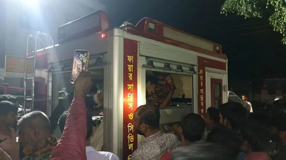 কুড়িগ্রামে ট্রাক-মাইক্রোবাস সংঘর্ষে নিহত ৩