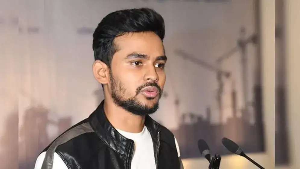 আসিফ মাহমুদসহ ৪ জনের দুর্নীতির অনুসন্ধান শুরু