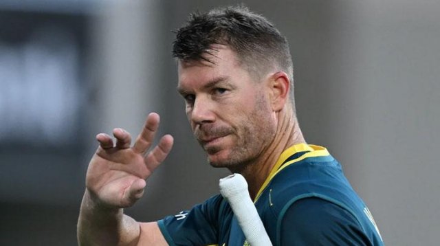 মদ্যপ অবস্থায় গাড়ি চালানোর অভিযোগে ওয়ার্নার গ্রেপ্তার