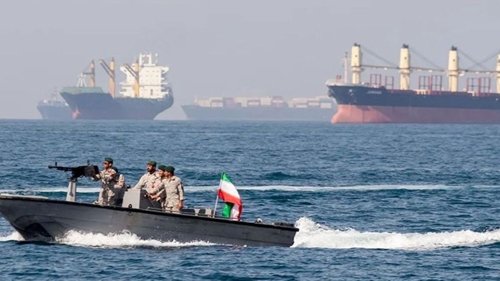 যুক্তরাষ্ট্র যুদ্ধবিরতি লঙ্ঘন করায় হরমুজ প্রণালি বন্ধ থাকবে: আইআরজিসি