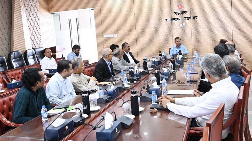 বিএনপি সরকার গণমাধ্যমের স্বাধীনতায় বিশ্বাসী: প্রধানমন্ত্রী