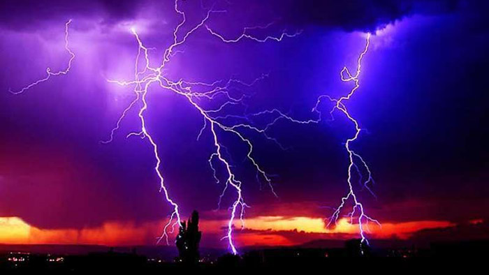 কিশোরগঞ্জসহ সারা দেশে বজ্রপাতে প্রাণ গেল ১২ জনের