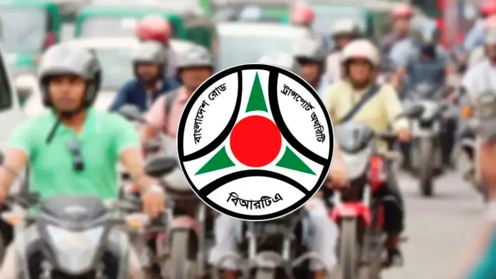 মোটরসাইকেলের সামনেও লাগাতে হবে নম্বরপ্লেট, সময় বেঁধে দিল বিআরটিএ