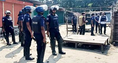 কু‌লিয়ারচ‌রে বিএনপি-পুলিশ সংঘর্ষ, নিহত ২